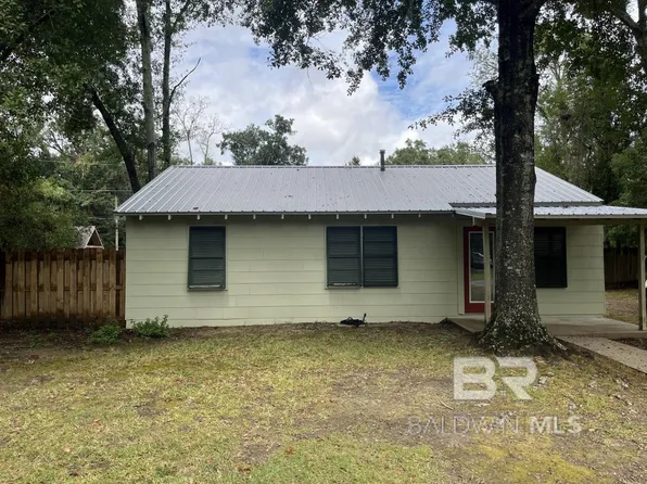 609 E Orange Ave, Foley, AL 36535