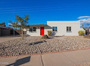 7461 E Desert Aire Dr, Tucson, AZ 85730