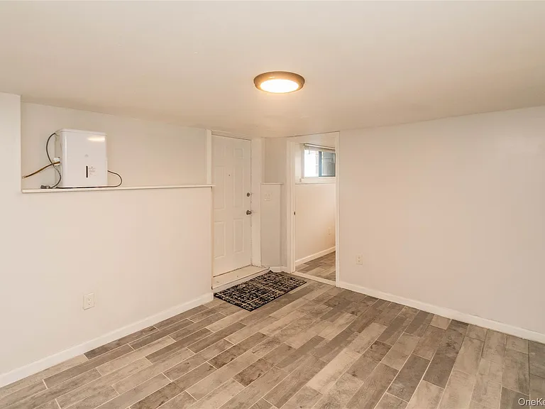 1258 North Ave #2 — Photo 7