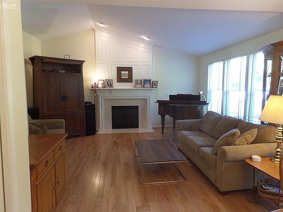 5th image of 6436 Cranberry Dr