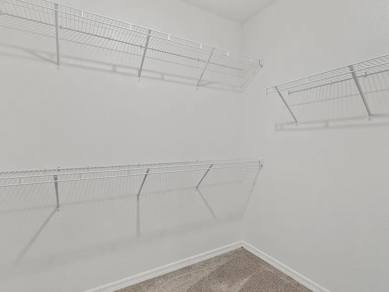 1154 Oak Bluff Dr — Photo 14