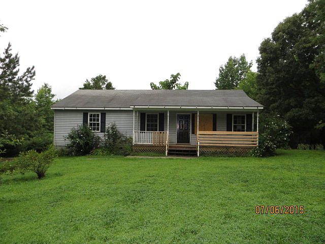 1st image of 1082 Essex Mill Rd