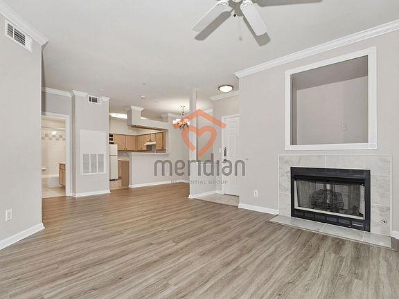 4th image of 700 Daniel Ellis Dr APT 4205