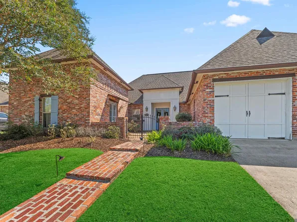 2842 Muirfield Dr, Zachary, LA 70791