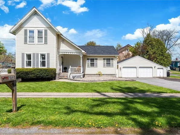 2713 Mechanic St, Weedsport, NY 13166