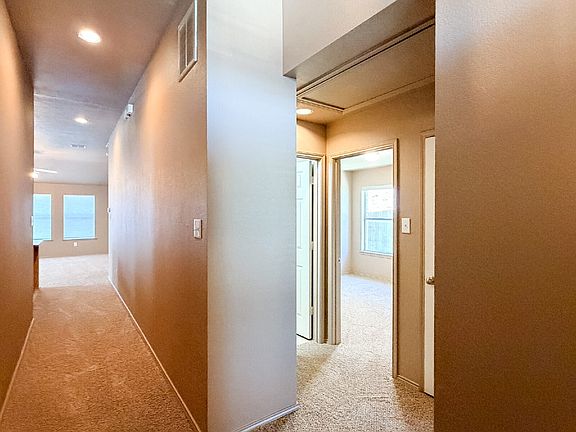 3rd image of 633 Canoe Way