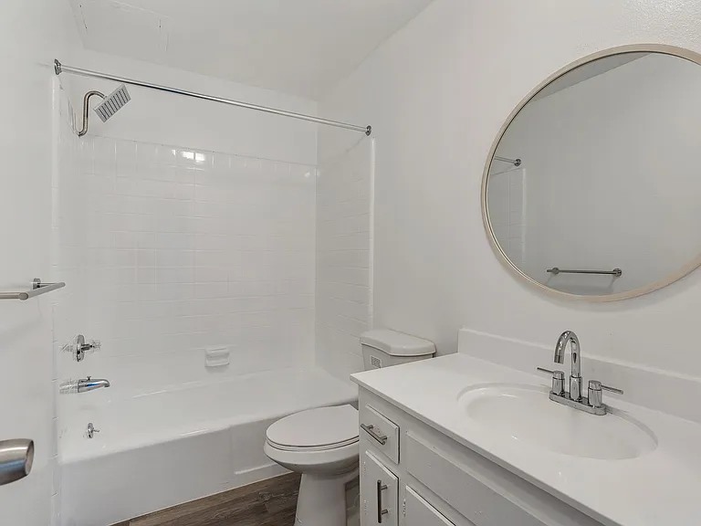 THE COLONY AT DRONFIELD (Mountain View Manor) — Photo 21