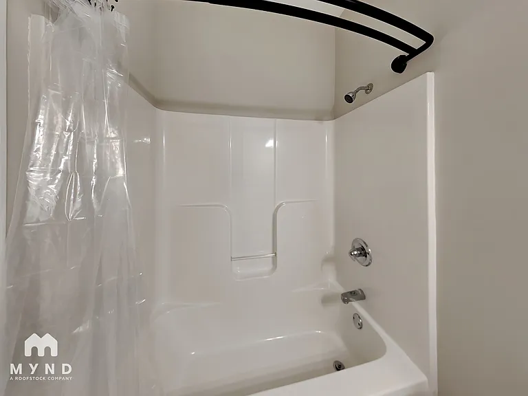 201 Jackson Pl NW — Photo 22