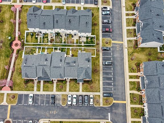 5th image of 8300 Creekside Meadow Way