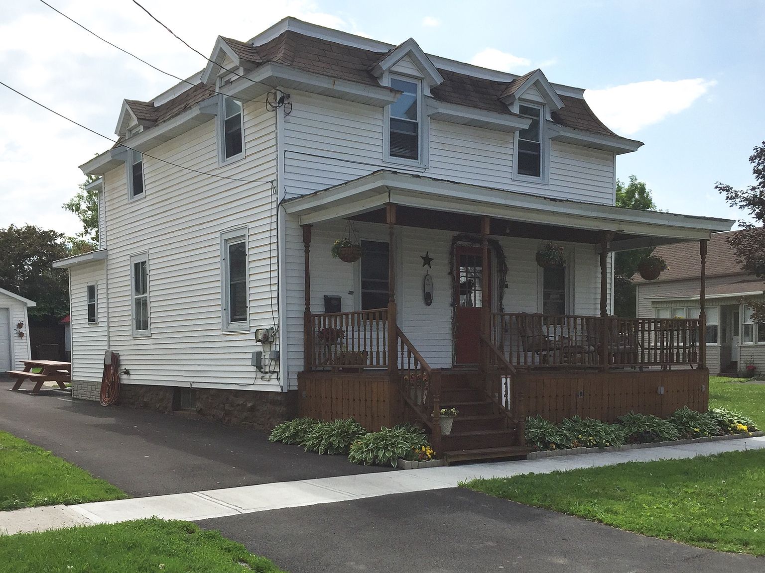 421 Seymour St, Ogdensburg, NY 13669 Zillow