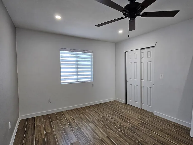 661 Jervis Dr #2 — Photo 6
