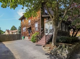 119 Spruce St, Greenwich, CT 06830