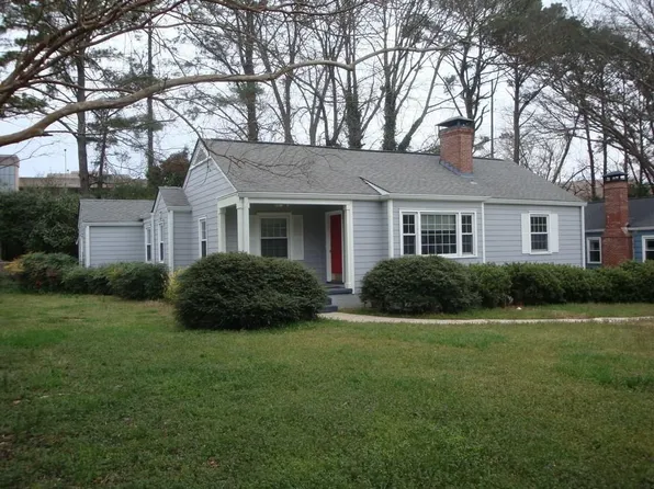 2590 Pineview Dr, Decatur, GA 30030