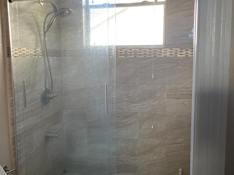2nd guest bath