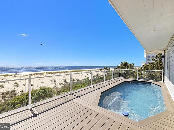 2nd image of 1123 Long Bch #C