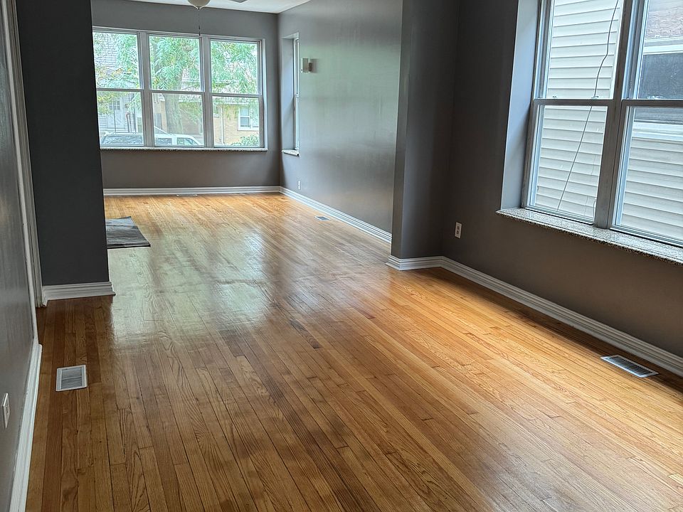 Living room & dinning room