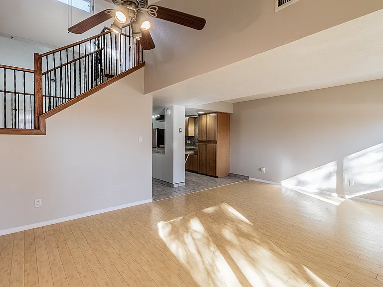 5200 Villa View Dr #13D — Photo 8