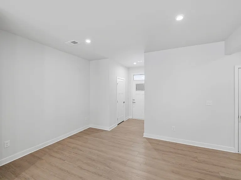 6258 Ashton Park Dr — Photo 27