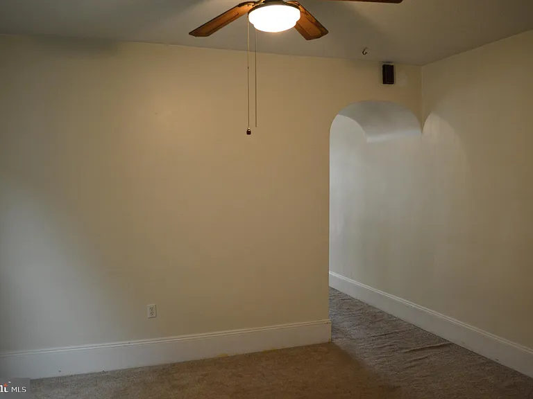 121 Broad St — Photo 13