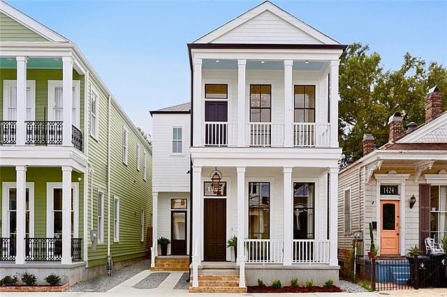 1st image of 1422 Melpomene St