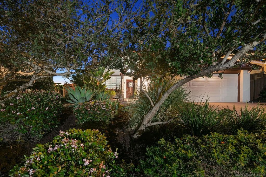 6433 La Paloma Street 5