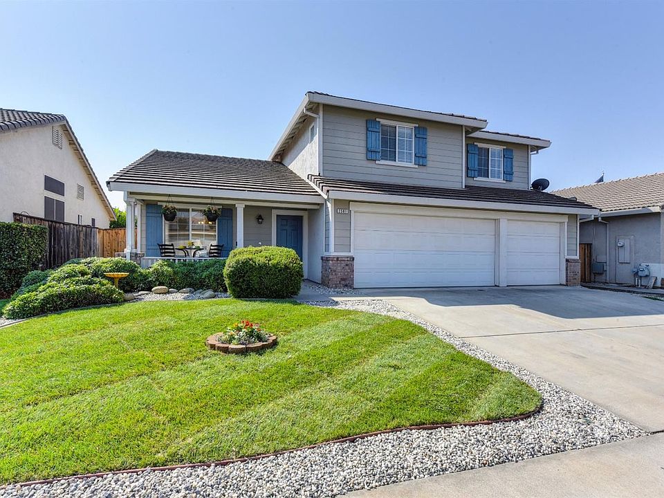 2nd image of 2581 Avocet Way