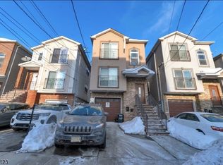 327 S Park St, Elizabeth, NJ 07206