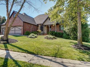 808 E Donegal Cir, Nixa, MO 65714