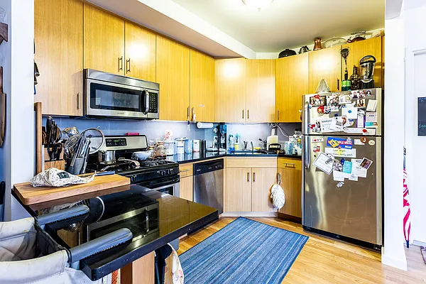 Rented by Compass | media 28