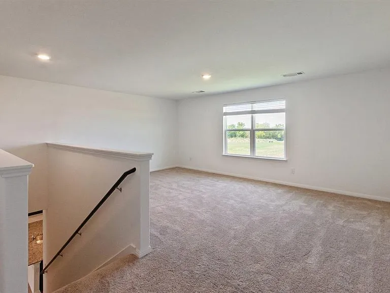 16429 Farmhouse Ln — Photo 13