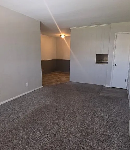 Colonial Terrace — Photo 44