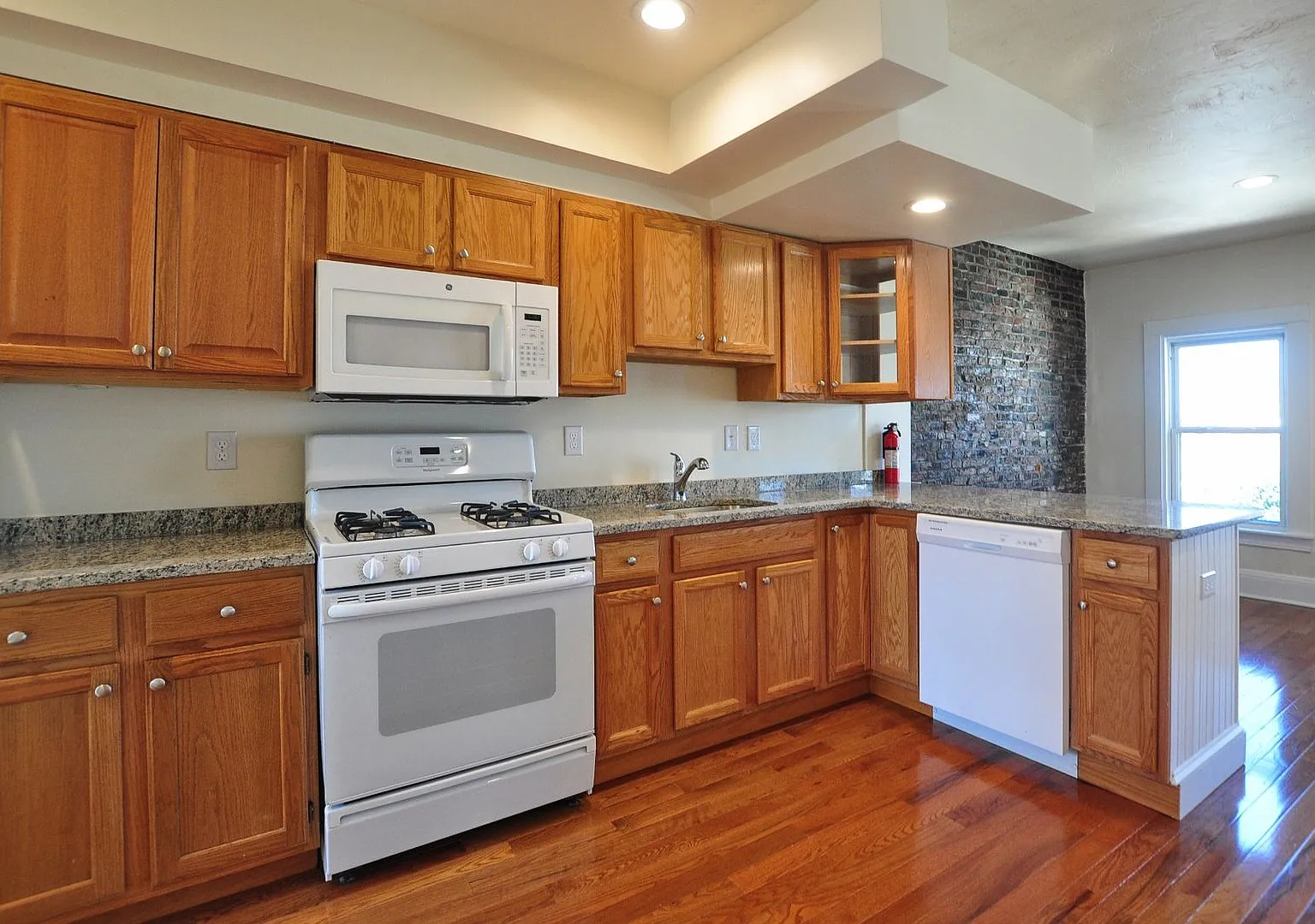 Updated 1 bed in Southie — Photo 3