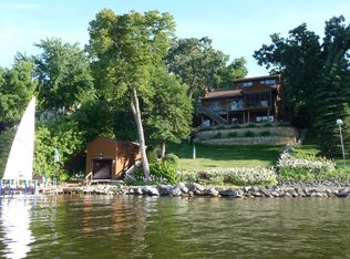 2194 Colladay Point Dr, Stoughton, WI 53589