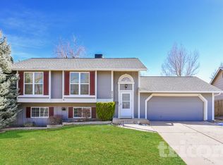 5772 S Netherland St, Centennial, CO 80015