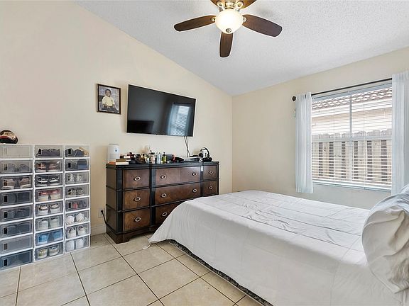 5th image of 3070 Martello Drive