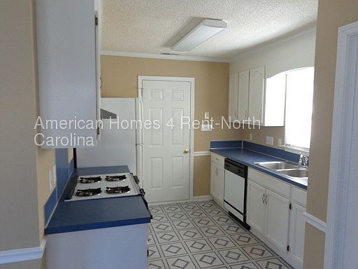 2nd image of 7625 Turney Rd