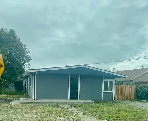 1724 4th St Photo 1