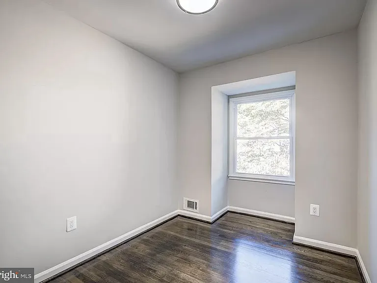 14822 Bryan Ct — Photo 15