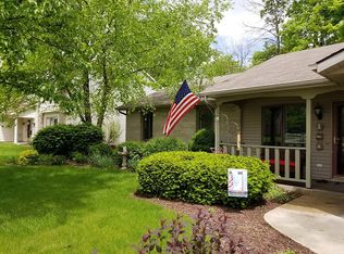 6510 Cathedral Oaks Pl, Fort Wayne, IN 46835