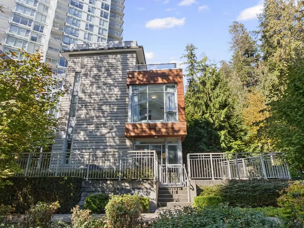 3355 Binning Ln #Townhouse 1, West Vancouver, BC V7S 3H5