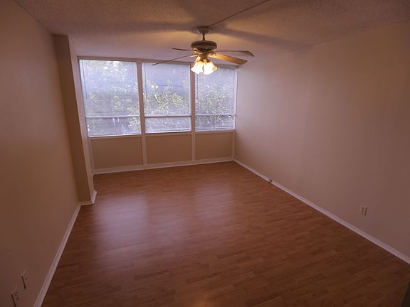3rd image of 1800 Lavaca St APT 209
