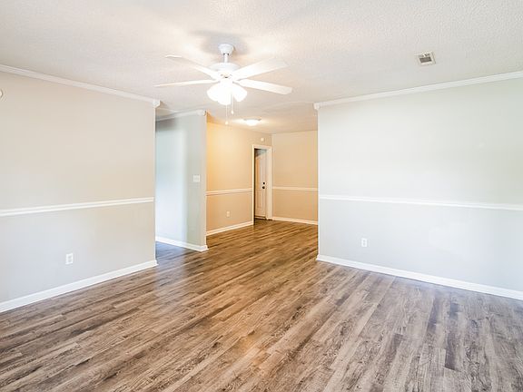 5th image of 101 Harold Dr