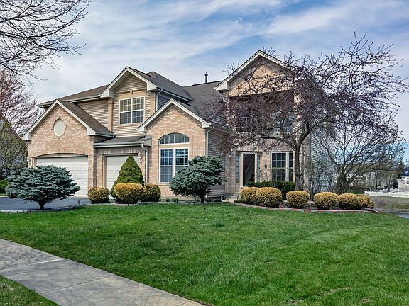 2nd image of 36906 N Deerview Dr
