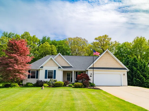 25283 Silver Oaks Blvd, Mattawan, MI 49071