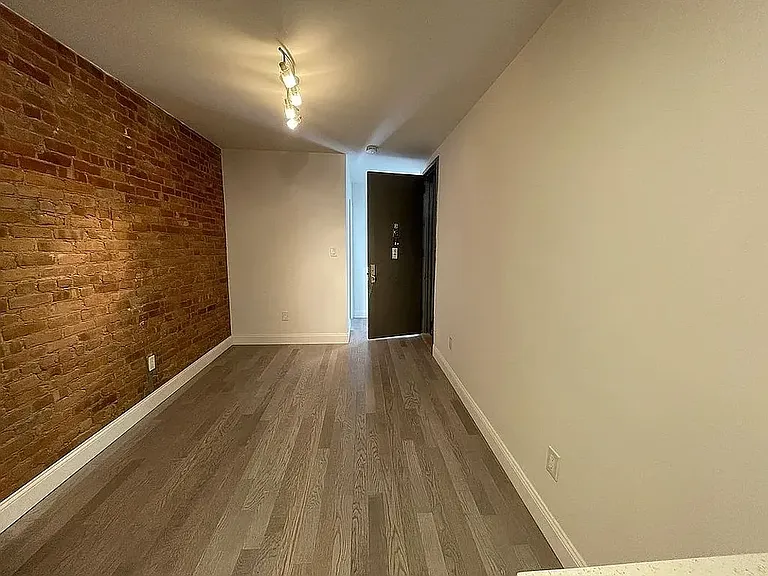 318 E 104th St #2E — Photo 16