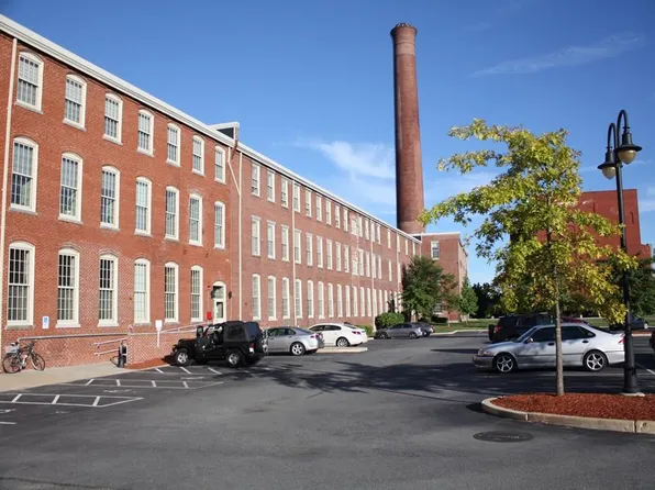 35 Riverwalk Way #R219, Lowell, MA 01854