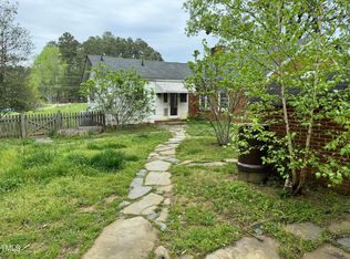 9923 N Roxboro Rd, Bahama, NC 27503