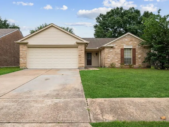 9622 Secretariat Drive, Houston, TX 77065