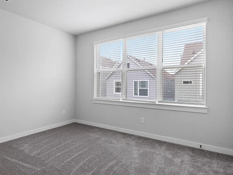 5843 Whitby Rd #17 — Photo 14