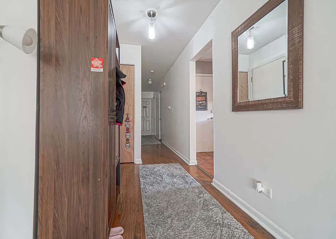 3 bed, 1.5 bath, 900 sqft, $1,850 — Photo 4